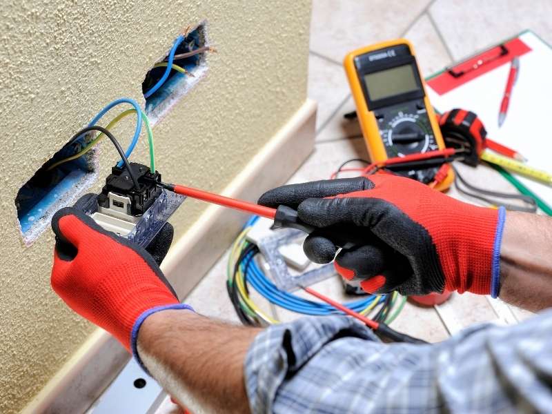 Tips to Find Electrician Services in Amsterdam